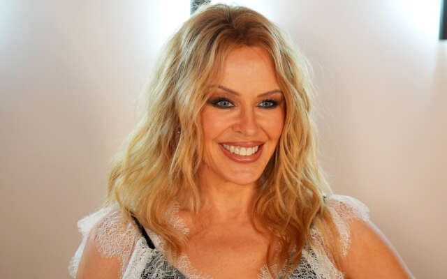 Australische premier biedt excuses aan voor seksuele opmerkingen over Kylie Minogue