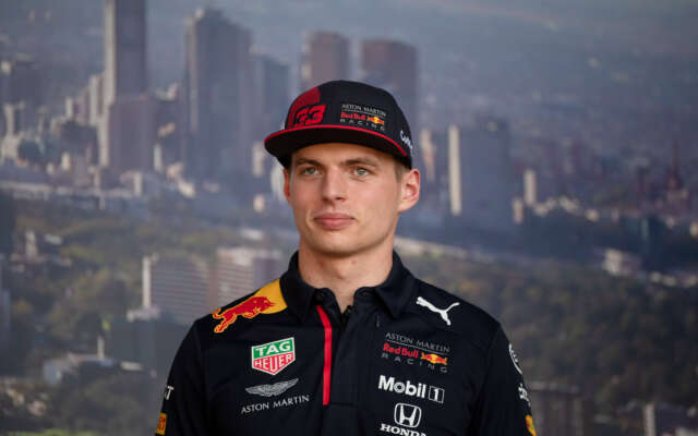 Max Verstappen klaar voor Max vs 100 karting in Silverstone