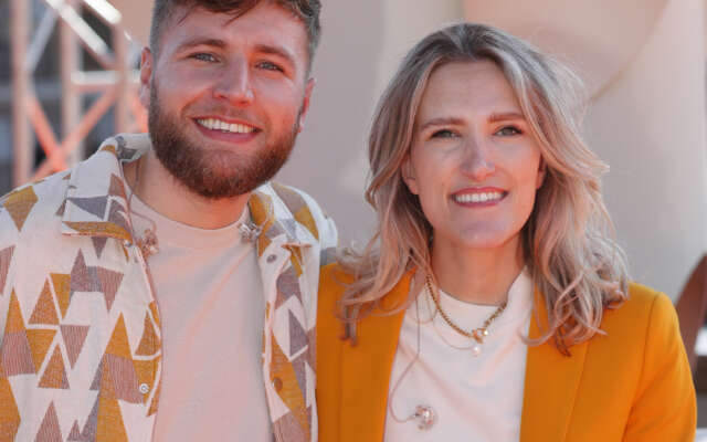 Suzan en Freek direct op 1 in Top 40 met Pijnstiller