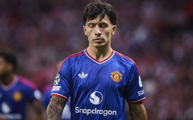 Lisandro Martínez uit harde kritiek op Manchester United-leiding