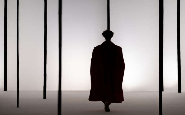 Issey Miyake toont lente-zomer 2027 collectie in Parijs